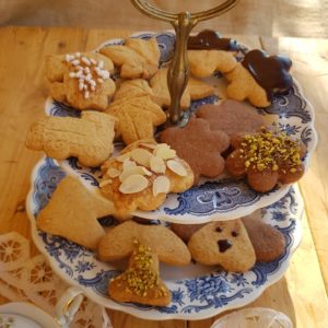 questa immagine rappresenta biscotti assortiti di frolla ricetta di pasticciandoconlafranca