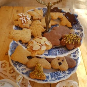 questa foto rappresenta i biscotti di frolla assortiti ricetta di pasticciandoconlafranca
